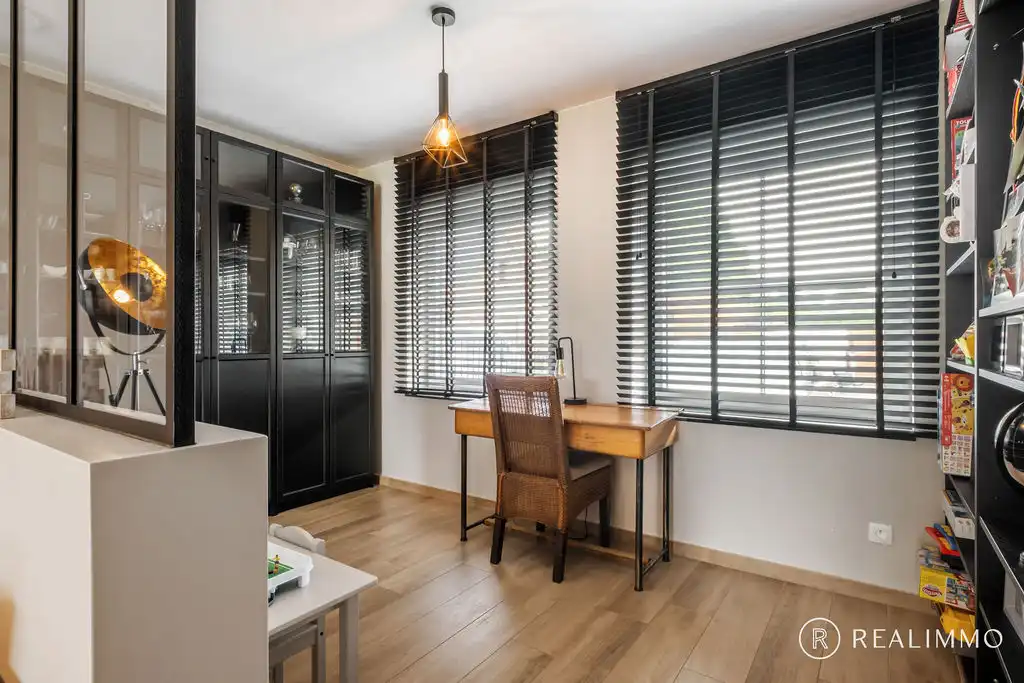 Ruime recente woning met EPC-label A in hartje Moen foto 12