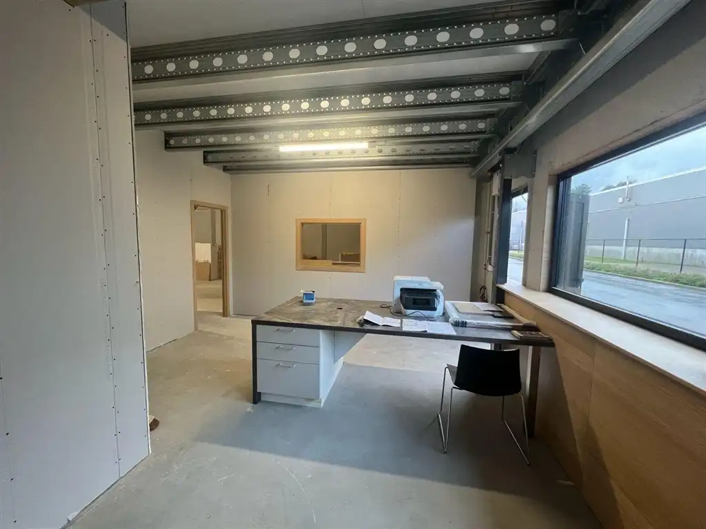 Te Huur: Moderne bedrijfsunit te Beerse foto 7