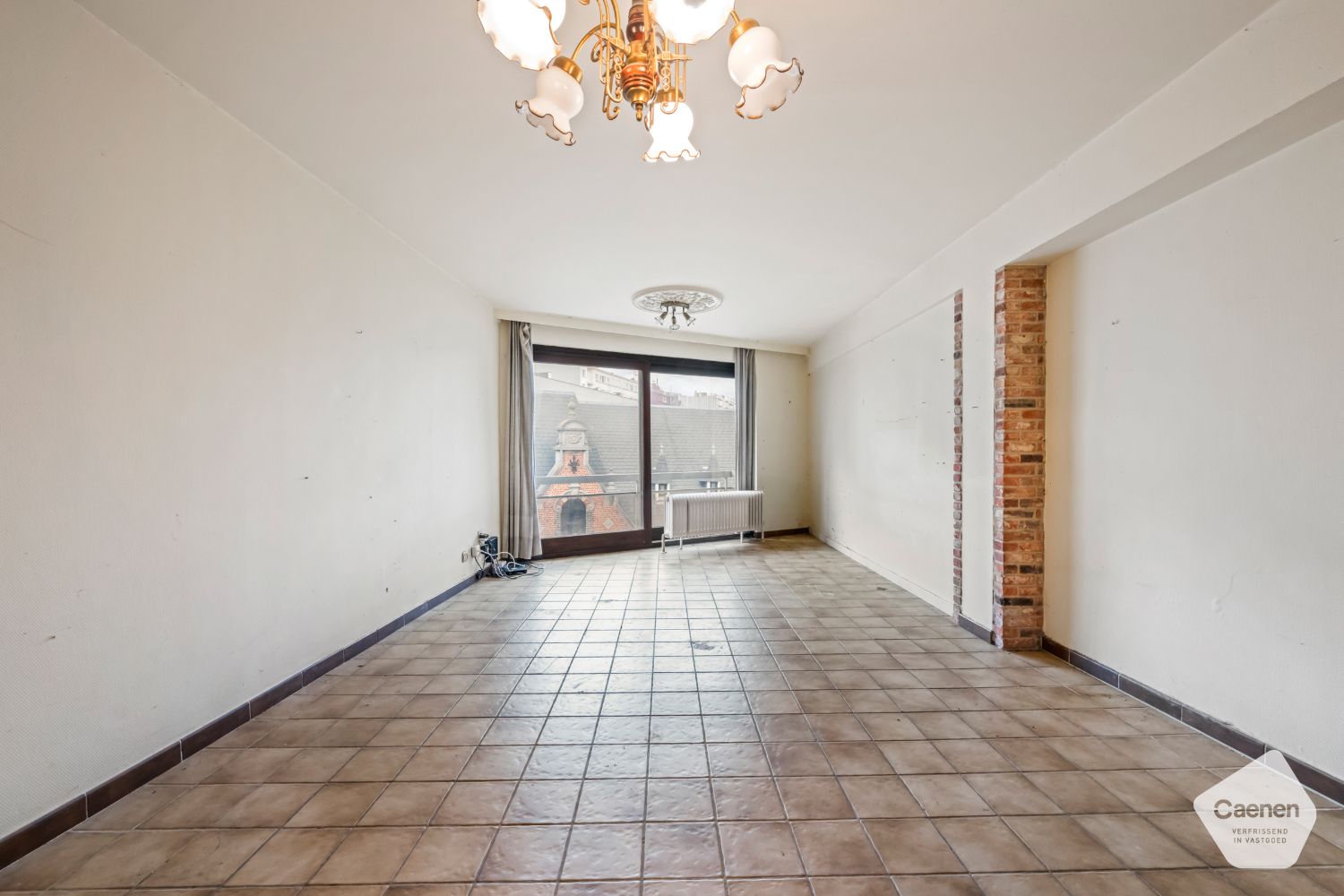 ​​​​​​​Te renoveren 1-slaapkamerappartement in hartje Blankenberge foto 2