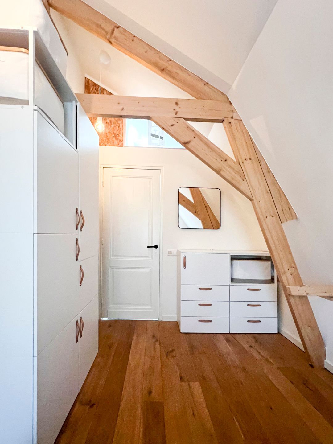 Charmante, gerenoveerde woning met 3 slpk. gelegen in de dorpskern van Meersel-Dreef! foto 17