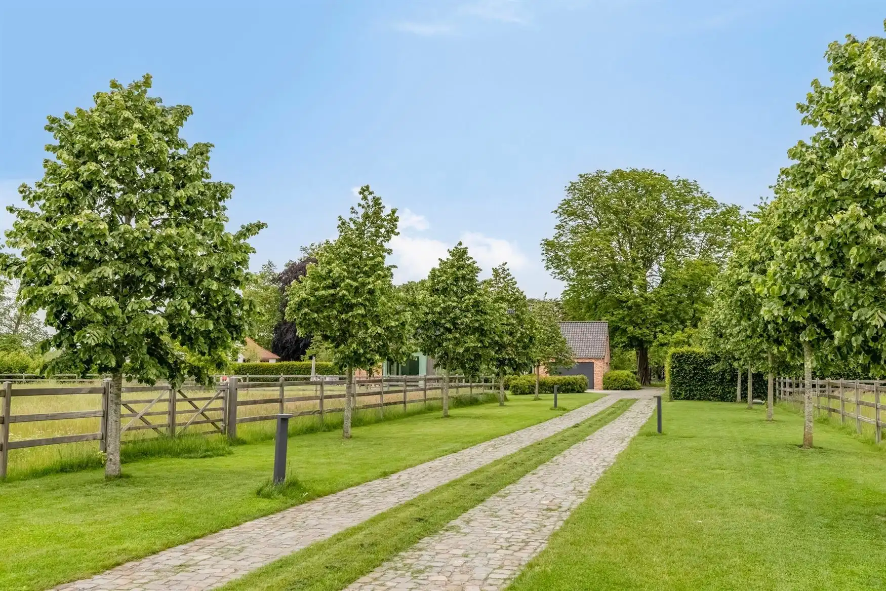 Uitzonderlijke woning aan de Leie foto 2