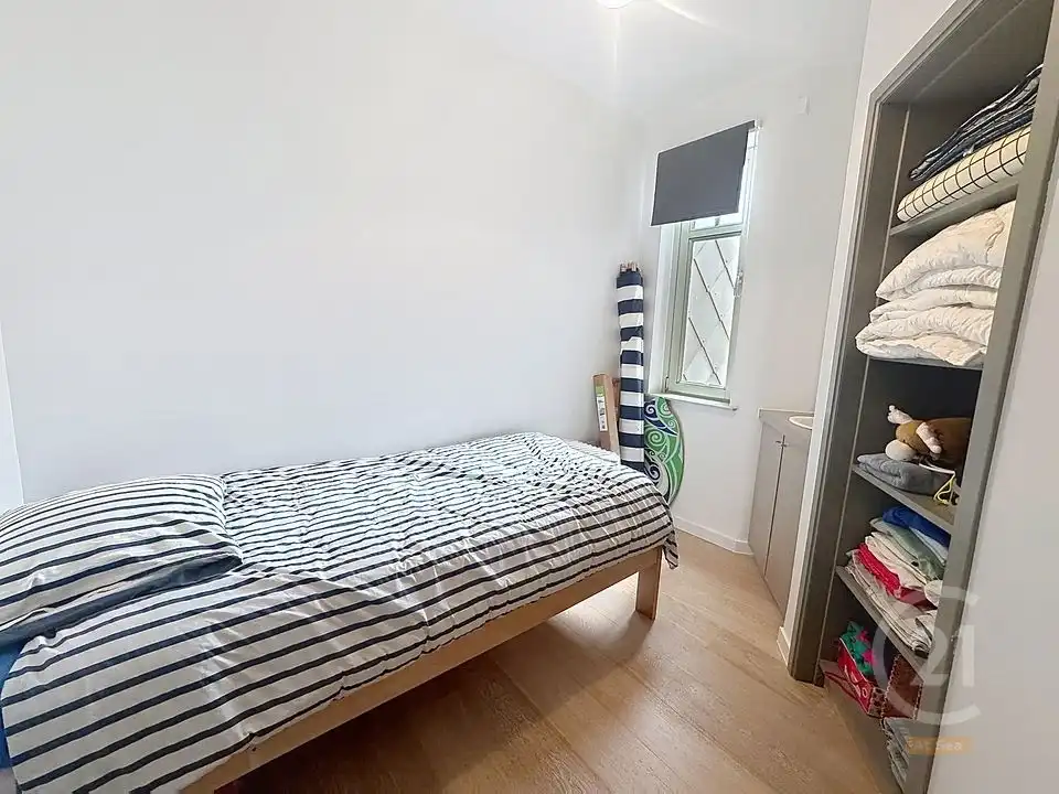 Uniek appartement de Zeedijk van Westende foto 17