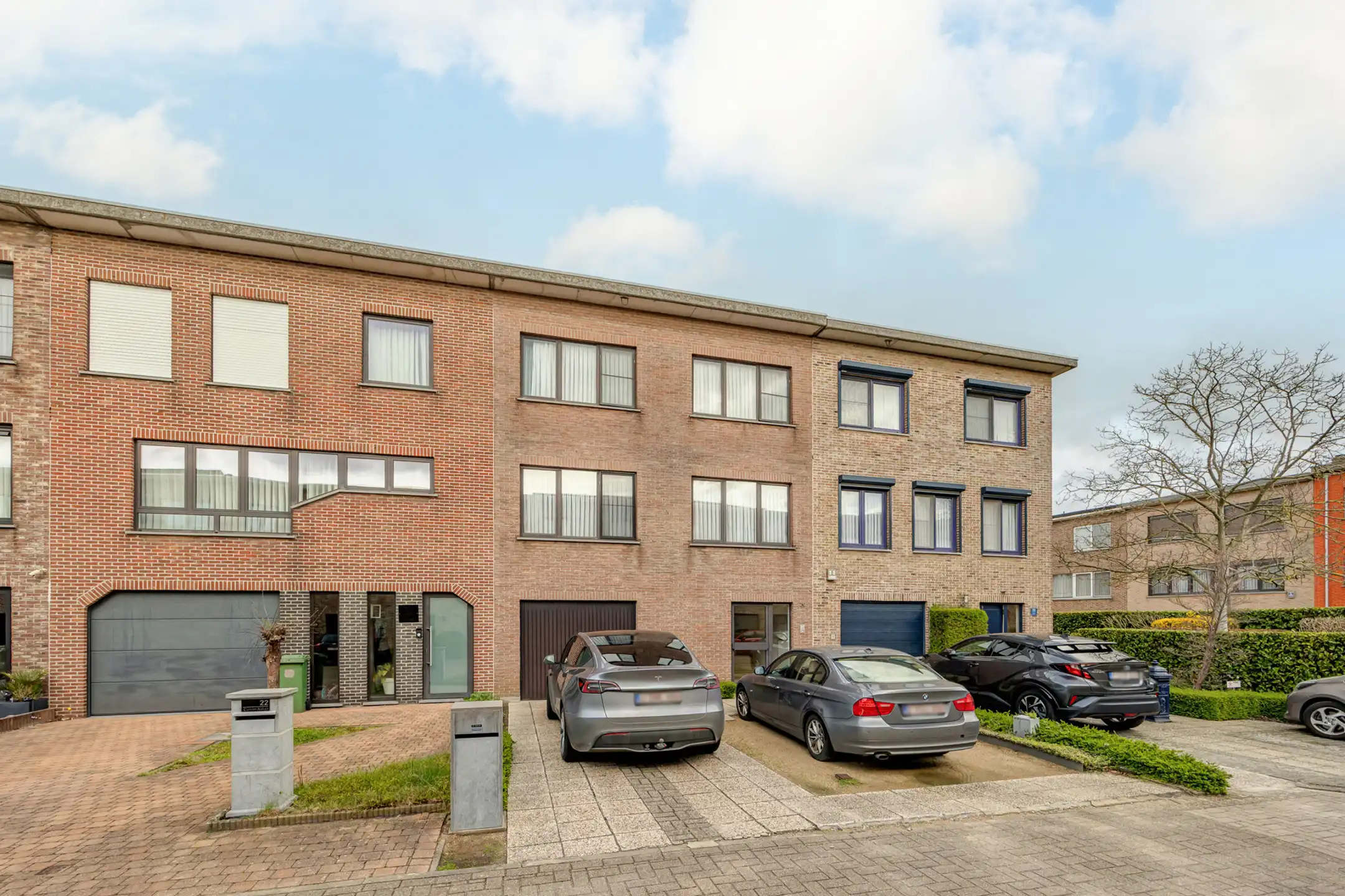 Huis te koop foto {{pictureIndex}}