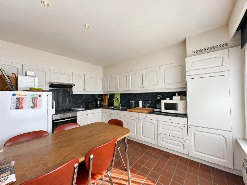 2 slaapkamer appartement met tuin en garage! foto 4