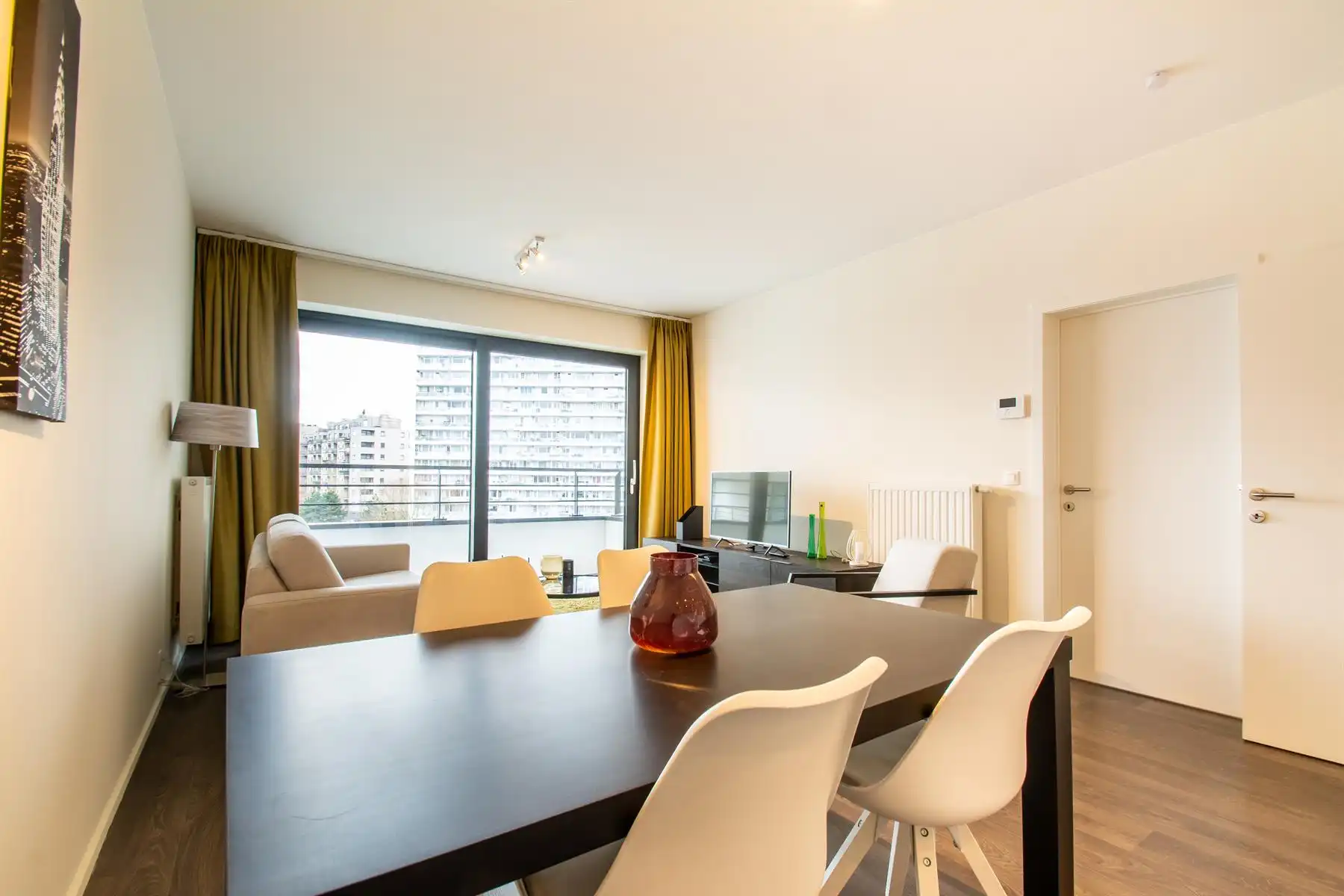 Prachtig gemeubeld appartement - 1 Kamer met TERRAS foto 4