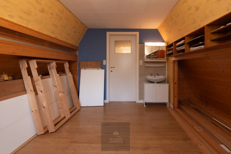 Grote villa op 1533m² gelegen centraal in de Simli-wijk te Nieuwpoort-Bad. foto 31