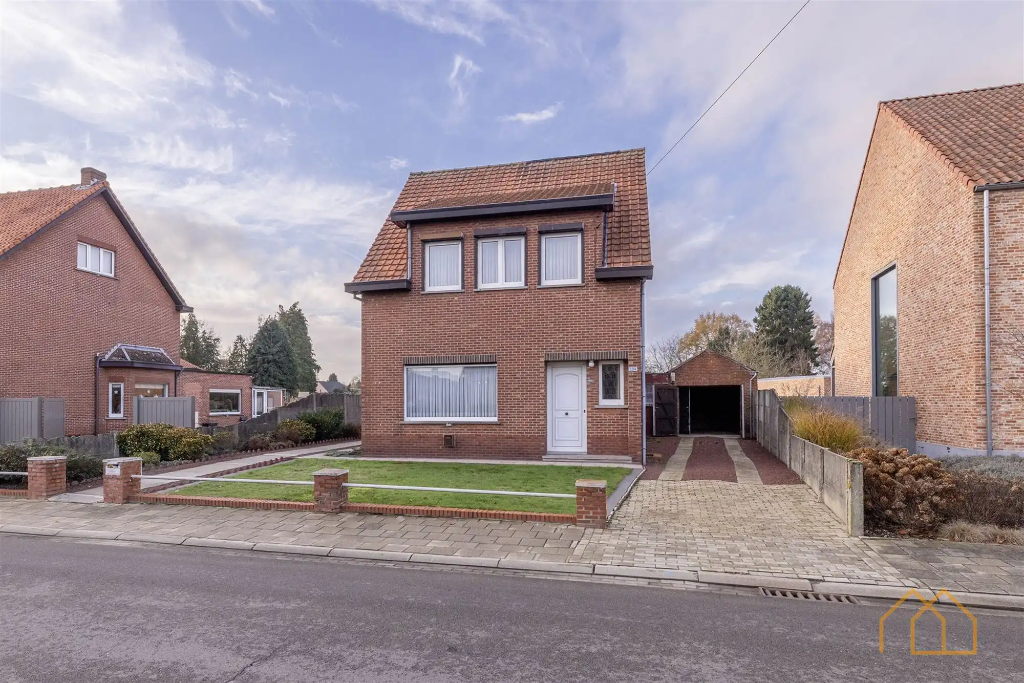 Op te frissen woning op 12a in centrum van Geel foto {{pictureIndex}}