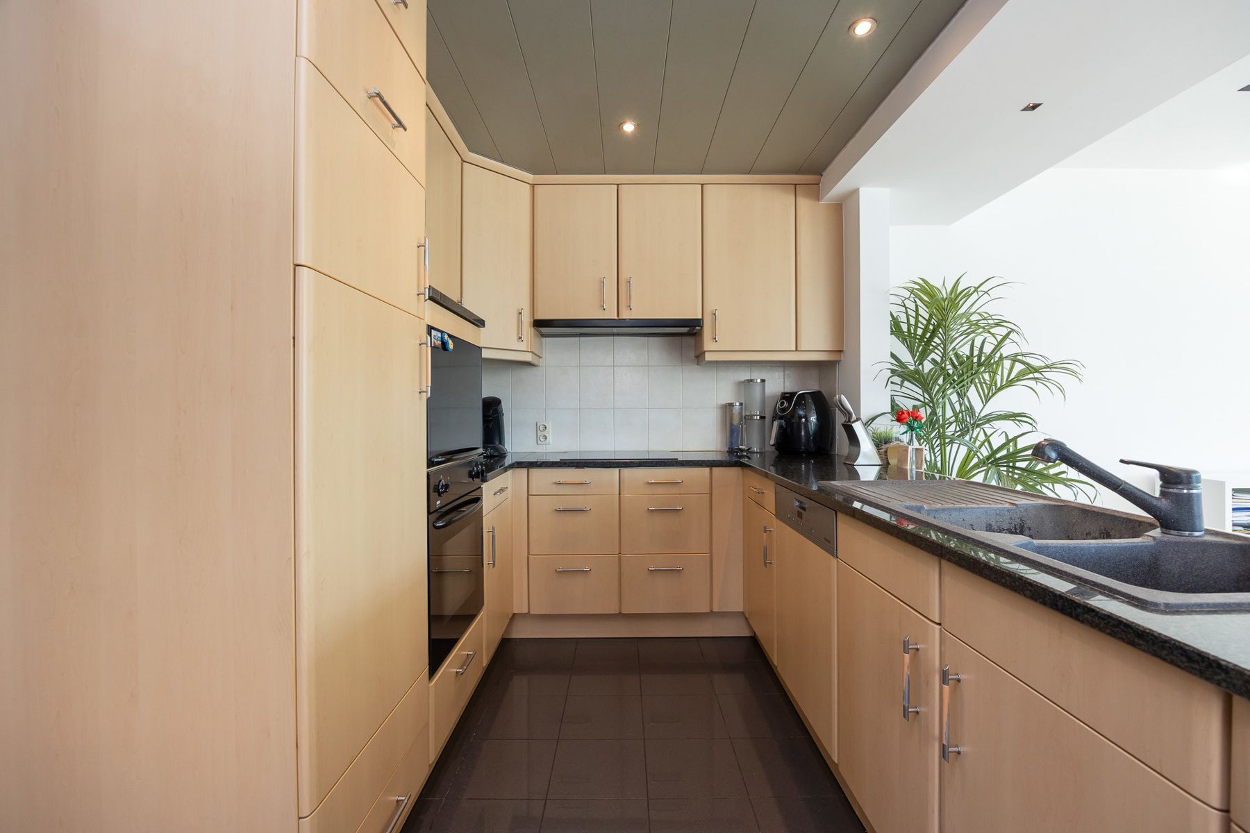 Instapklare bel-étage met moderne uitbreiding in Hoevenen (EPC A)! foto 12