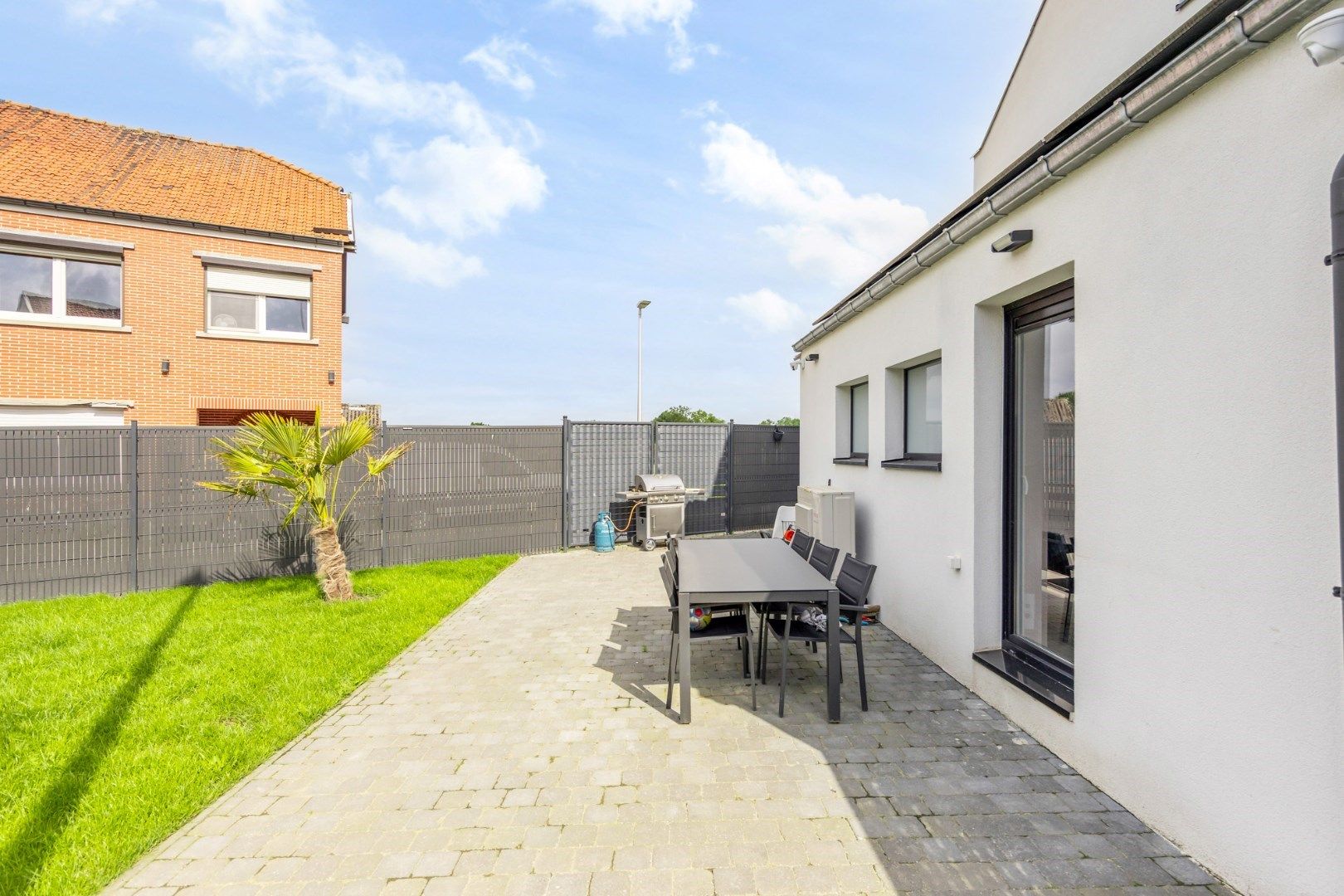 Luxueus afgewerkte woning met landelijke ligging foto 27