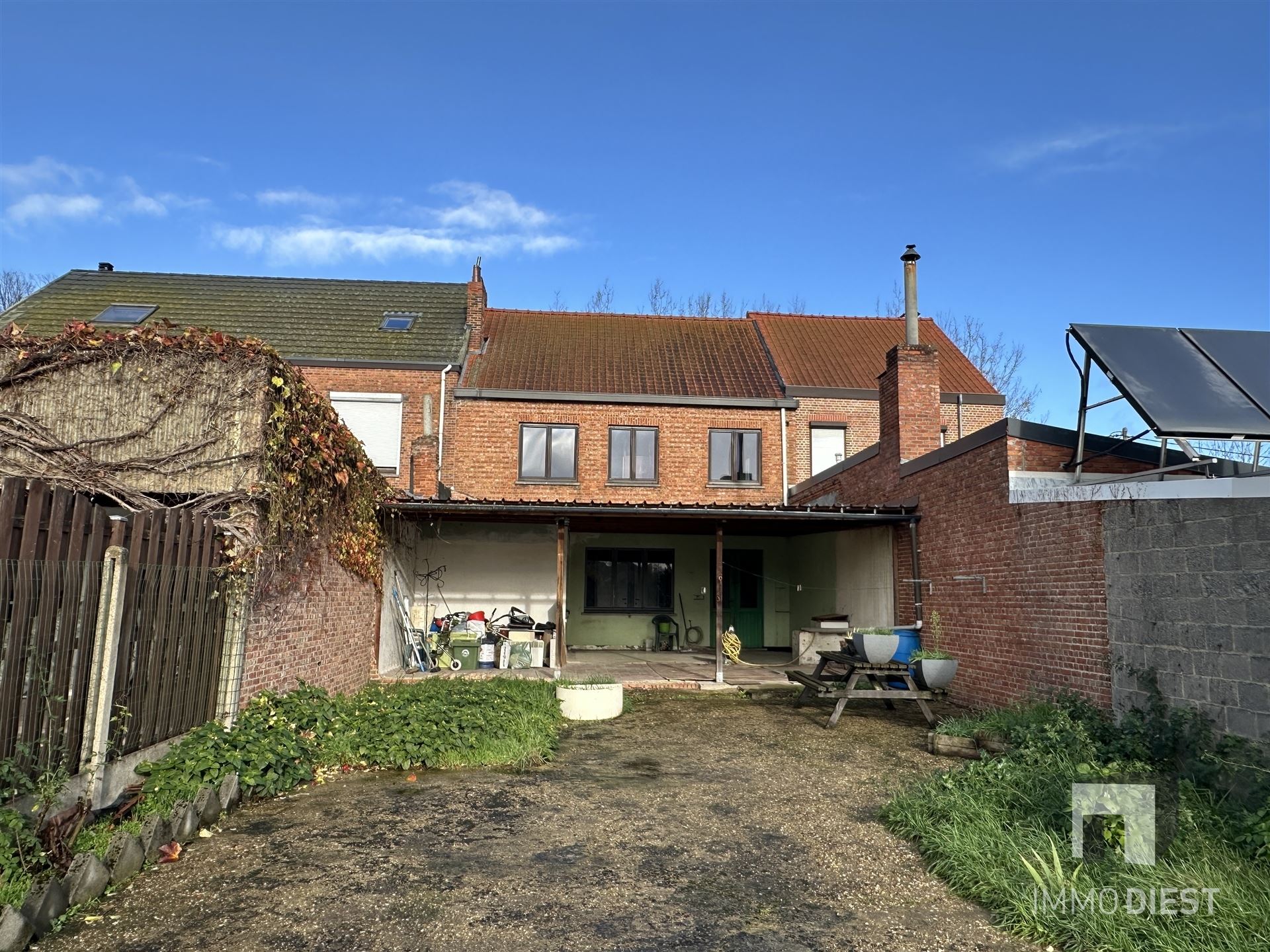 Woning met 3 slpks, garage en grote tuin. Vlakbij station Diest gelegen. foto 18