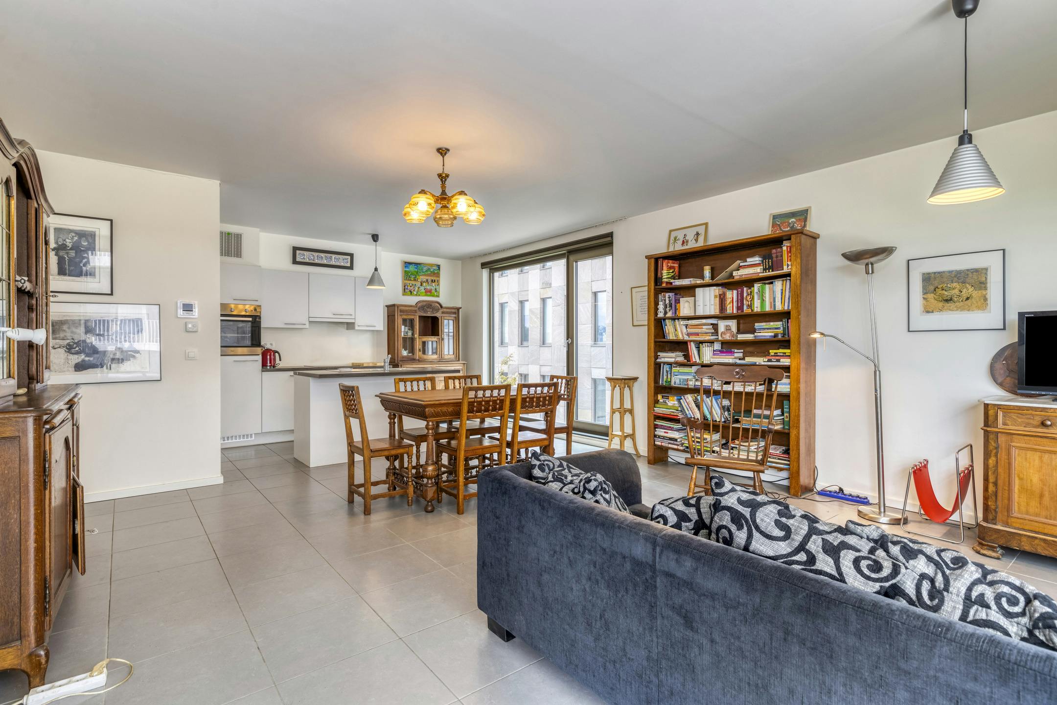 Appartement te koop op fantastische locatie in Brugge foto {{pictureIndex}}