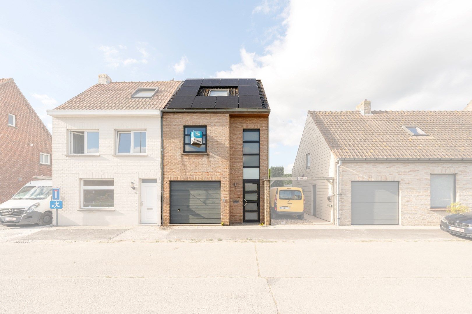 Instapklare rijwoning met inpandige garagebox en gunstig EPC te koop te Koekelare! foto 20