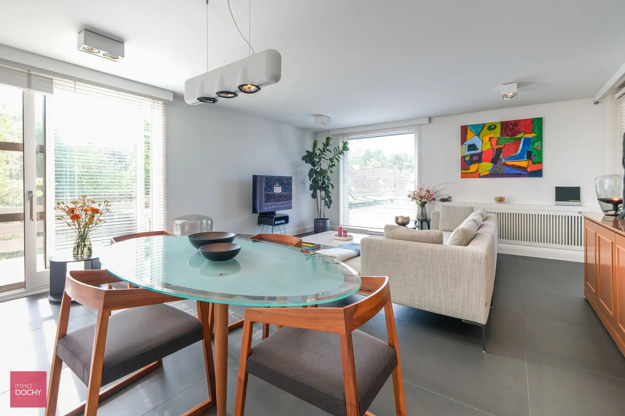 Commercieel gelegen handelspand / bureelgebouw /horecazaak te Izegem foto 17