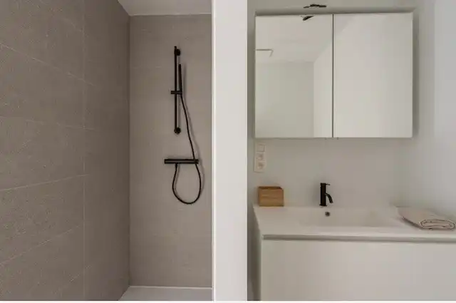 Exclusief appartement aan de stadsrand foto 15