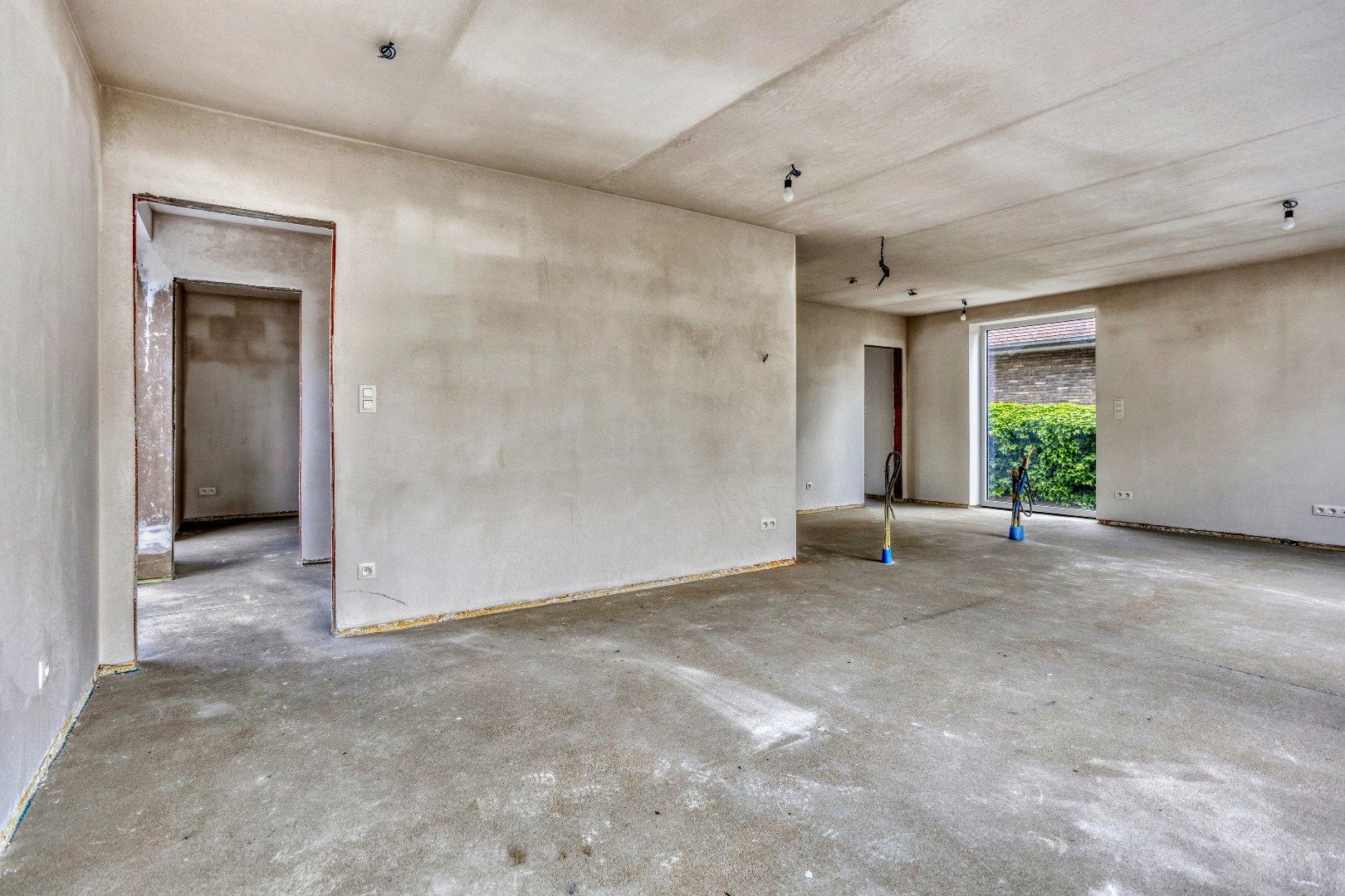 Nieuwbouwwoning met 3 slaapkamers nabij het centrum van Halle. foto 5