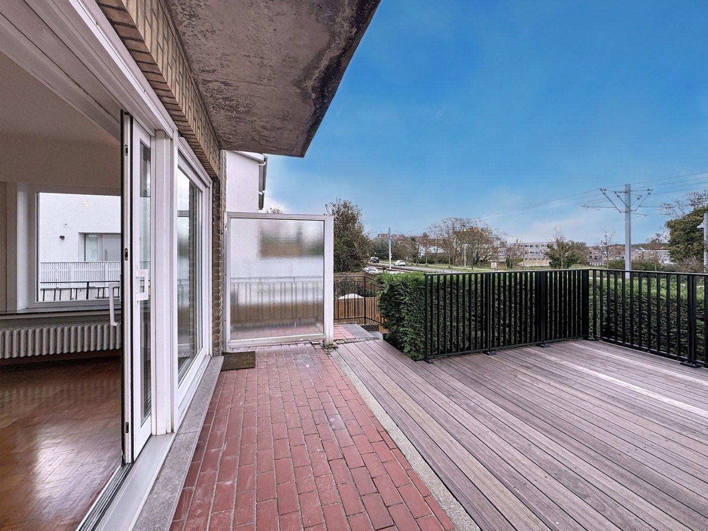 Ruime woning met 3 slaapkamers en garage foto 17