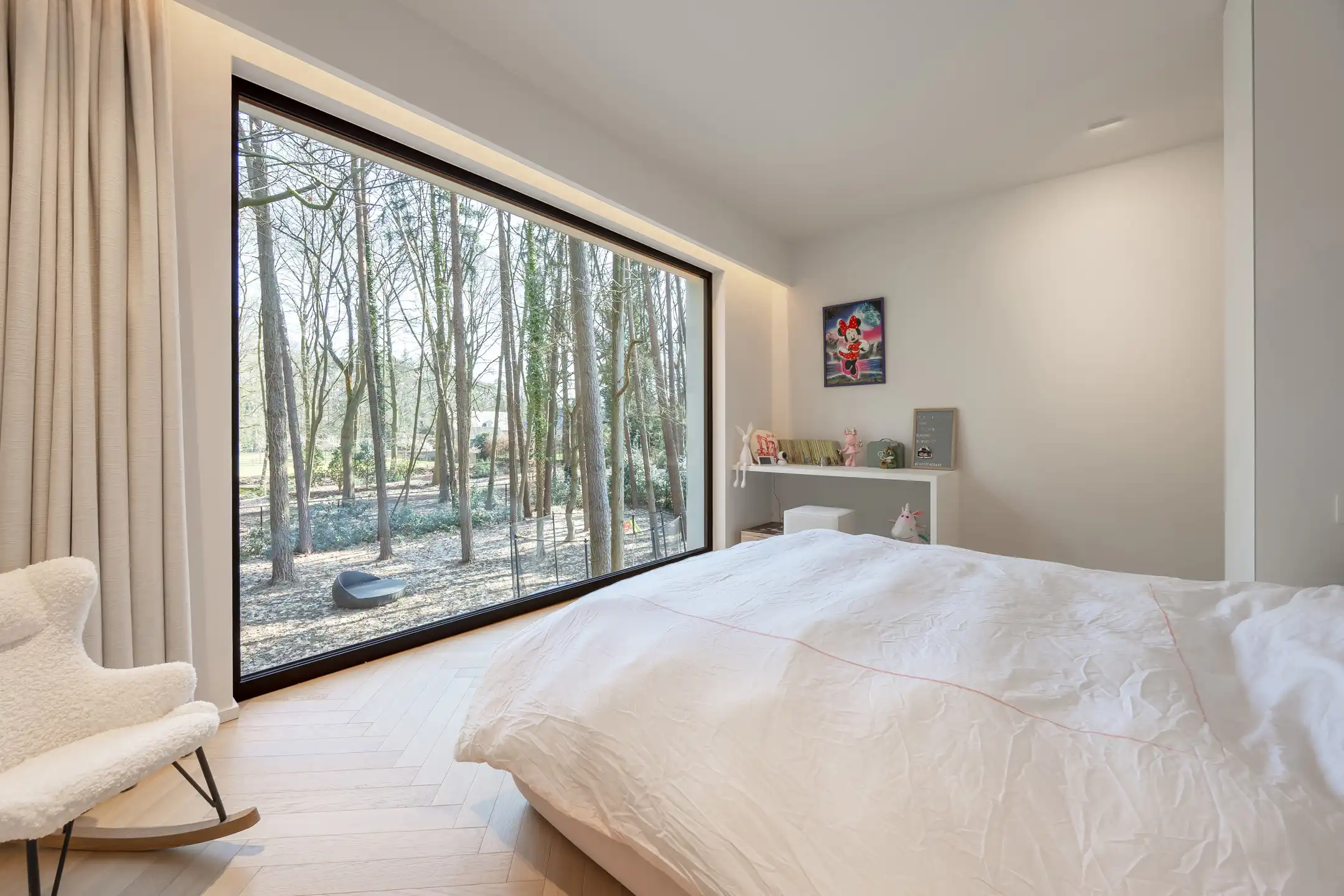 Exclusieve moderne villa met panoramisch zicht op groen foto 37