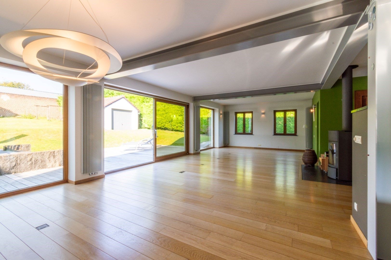  Ruime en integraal vernieuwde villa met zuid-tuin ! foto 14