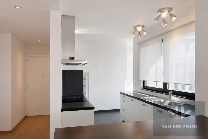 Prachtig 2 slaapkamer appartement! foto 4