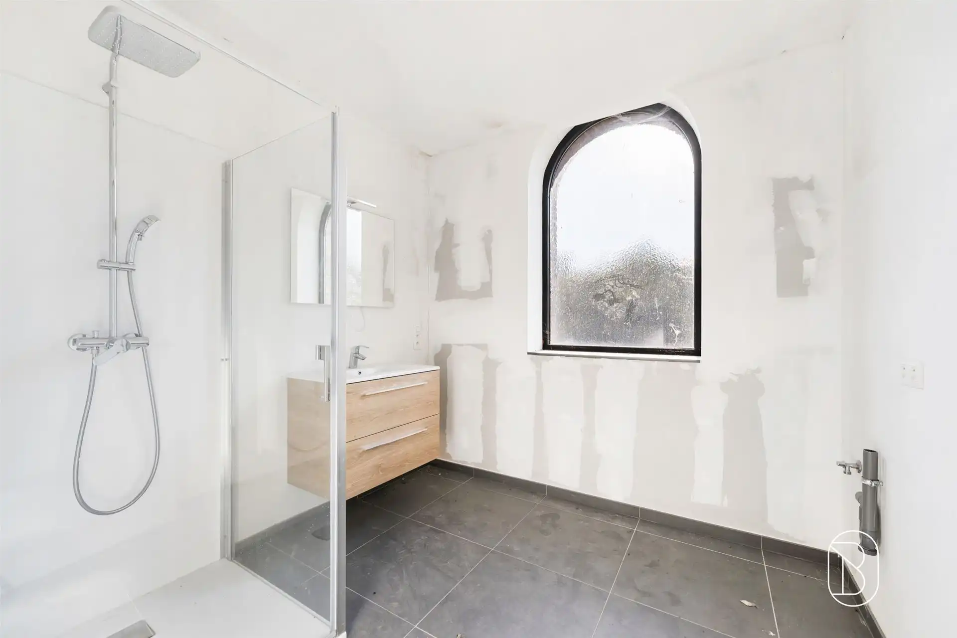 Uniek appartement in voormalige kapel in Celles foto 17