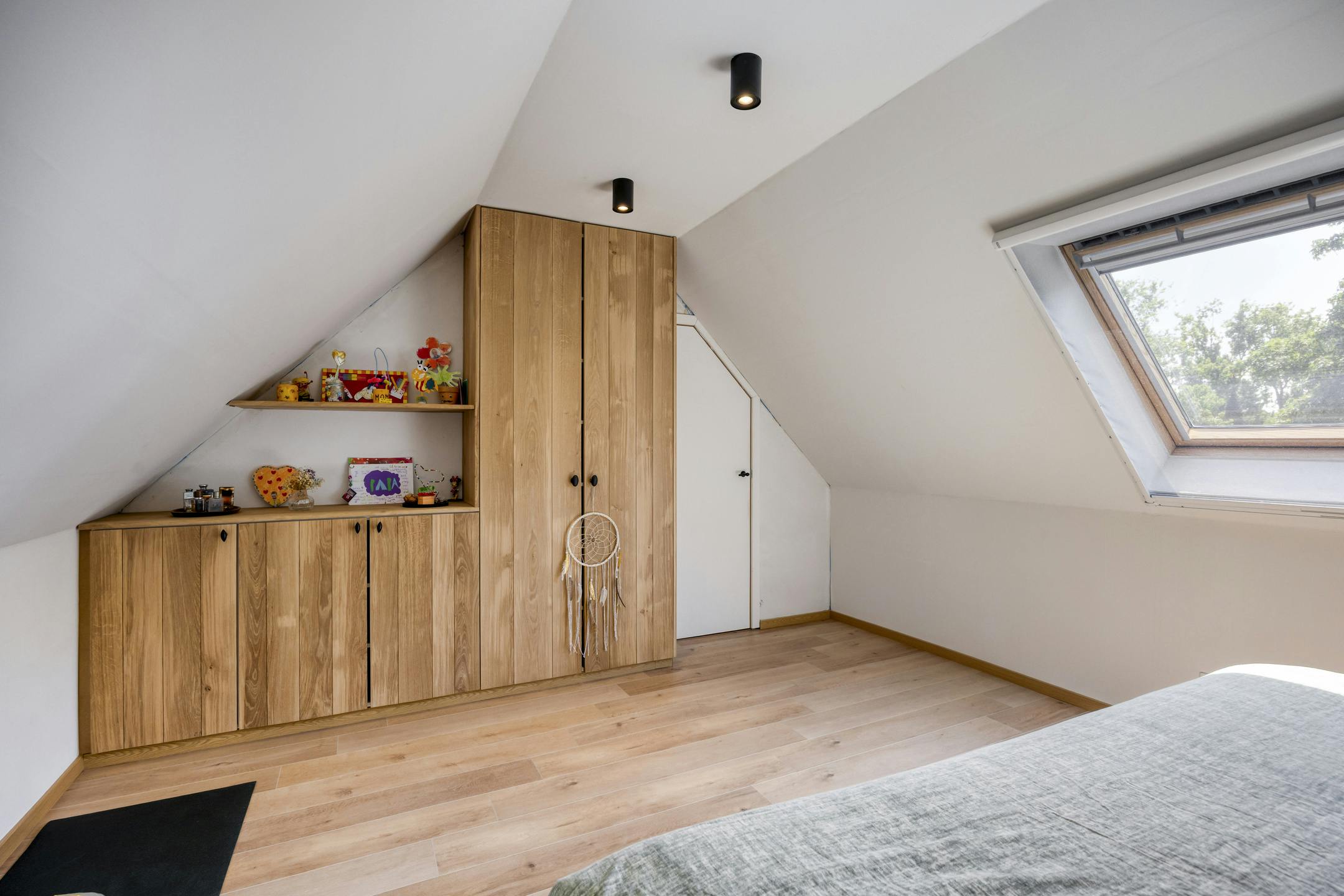 Recent halfopen huis met 4 kamers te koop in Deerlijk foto 12