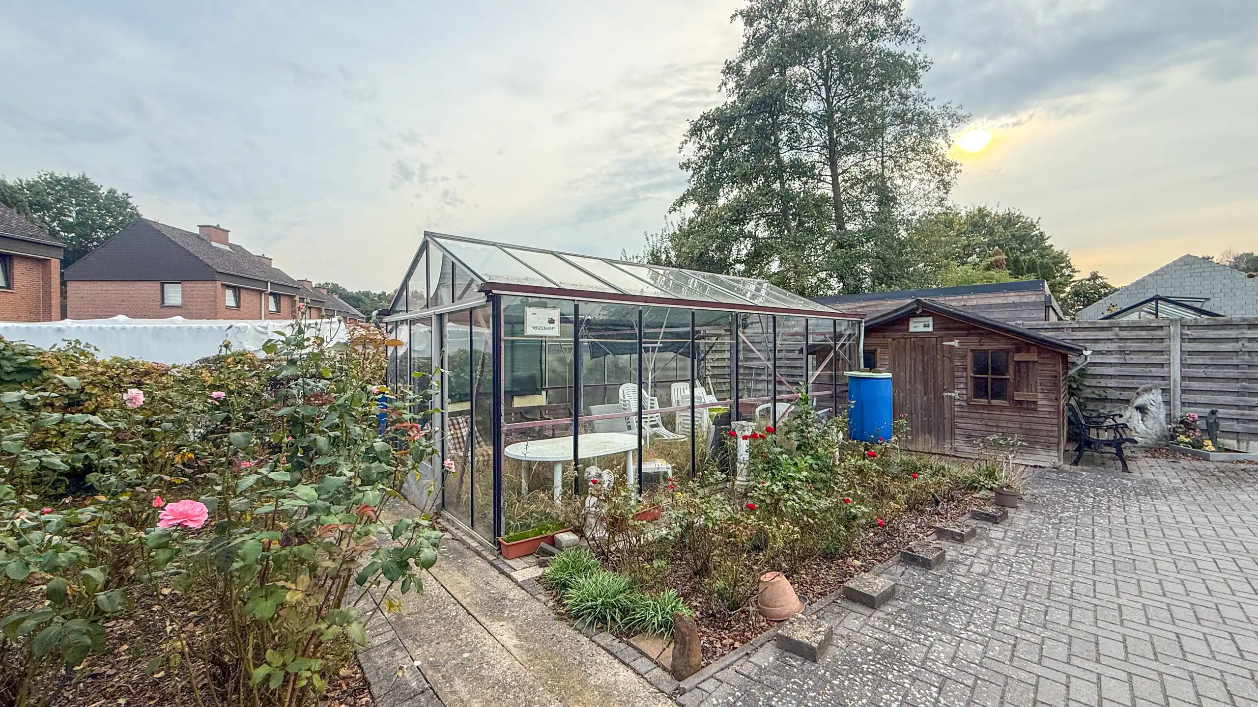 Veelzijdig investeringspand met 10 kamers, lift en kelder! foto 118