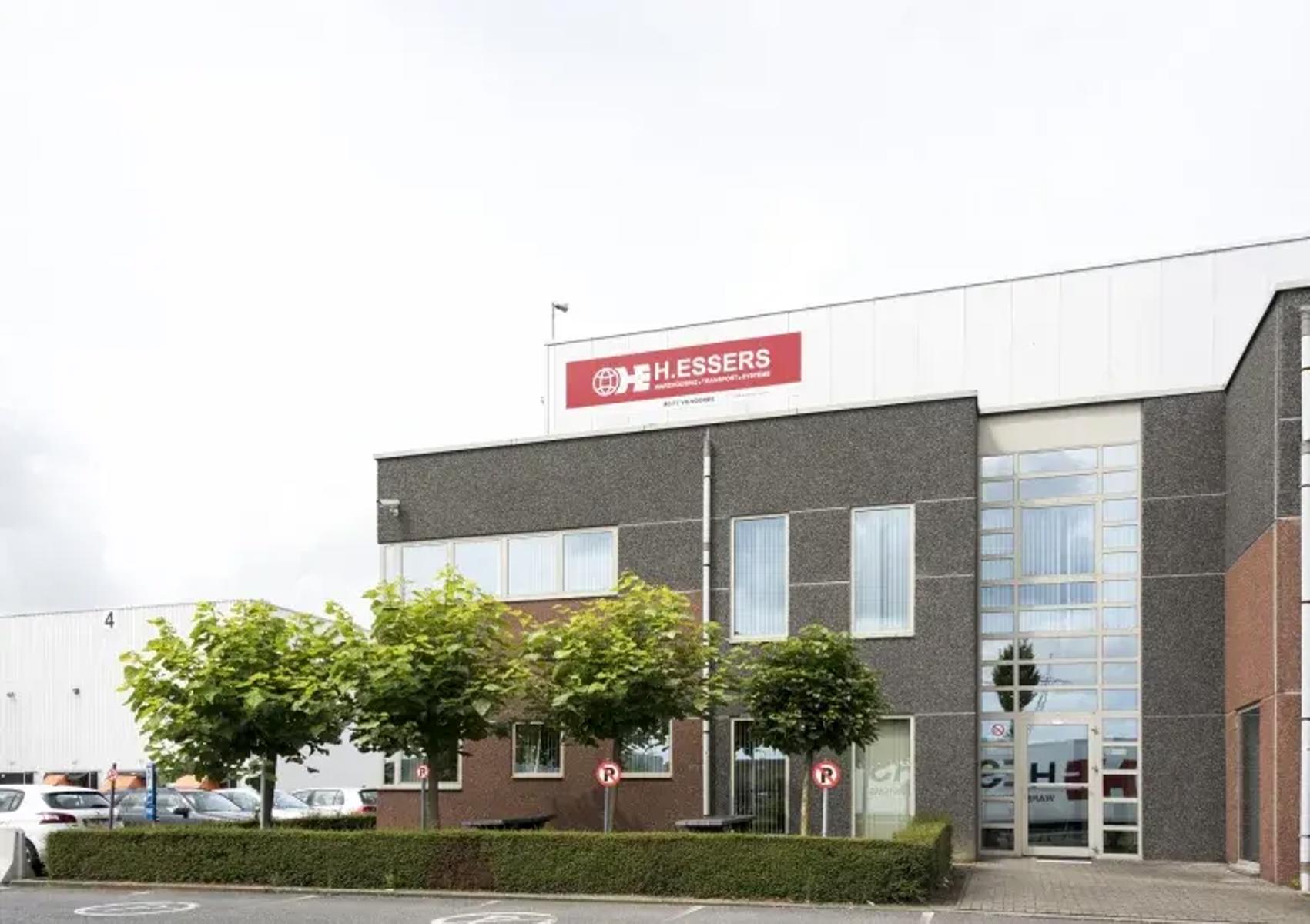 Logistiek bedrijfsgebouw  foto 3