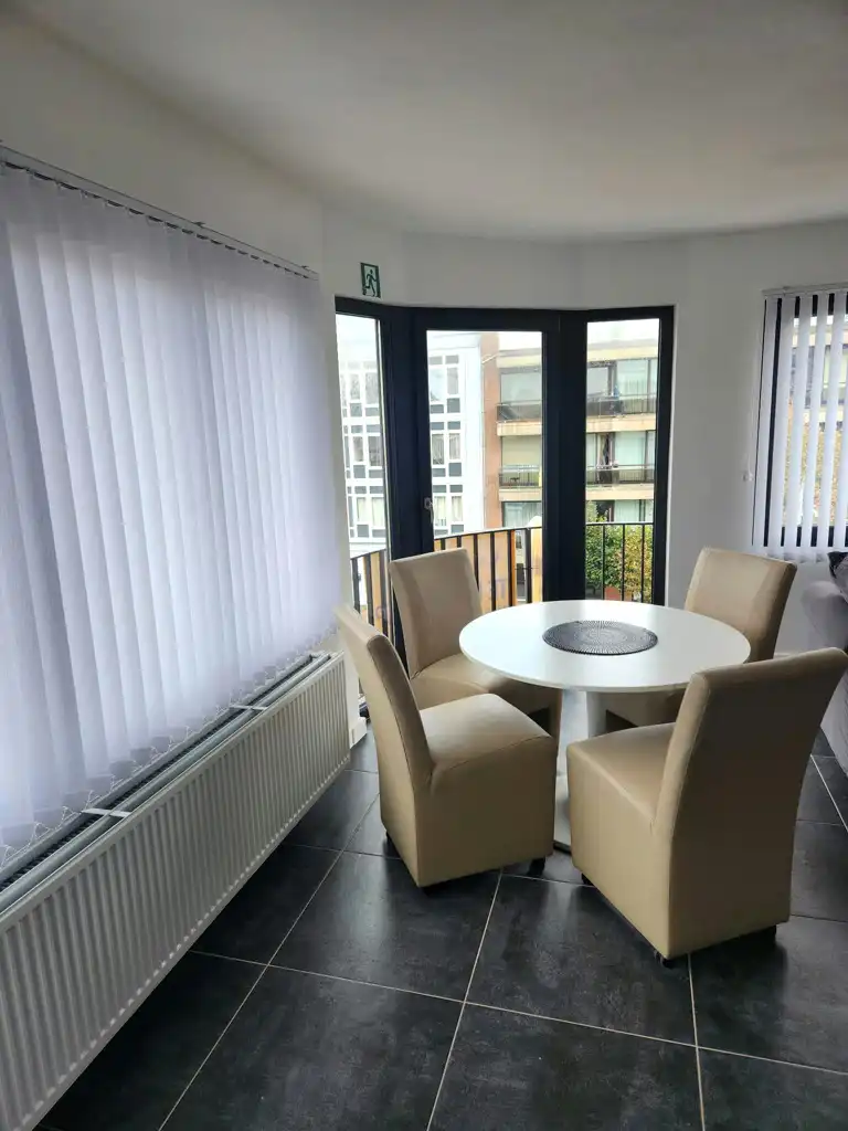 Gemeubeld hoekfappartement Blankenberge  foto 4