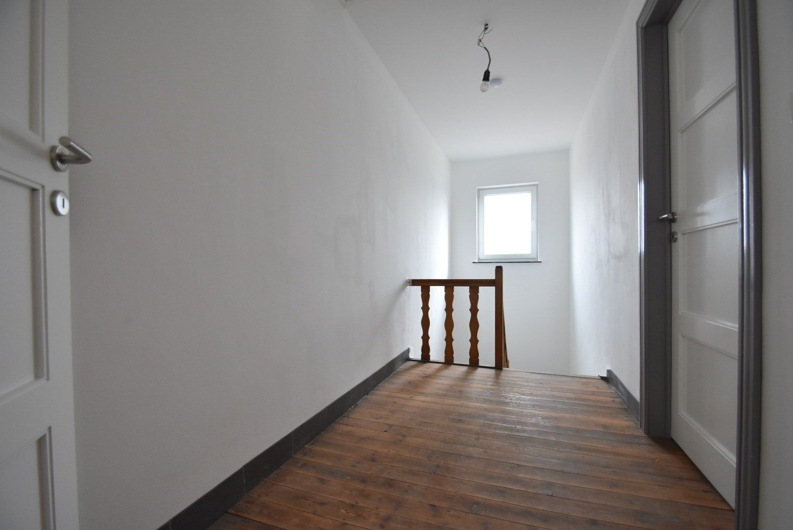 Netjes gerenoveerde duplex met twee slaapkamers en terras op mooie locatie in het centrum van Tongeren - GEEN BIJKOMENDE GEM. ONKOSTEN foto 24