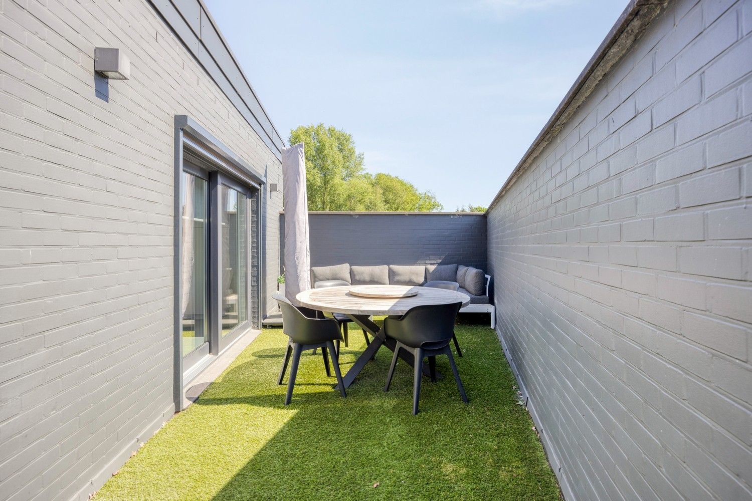 Ruim en instapklaar appartement met terras, garage en 3 slaapkamers in hartje As foto 22