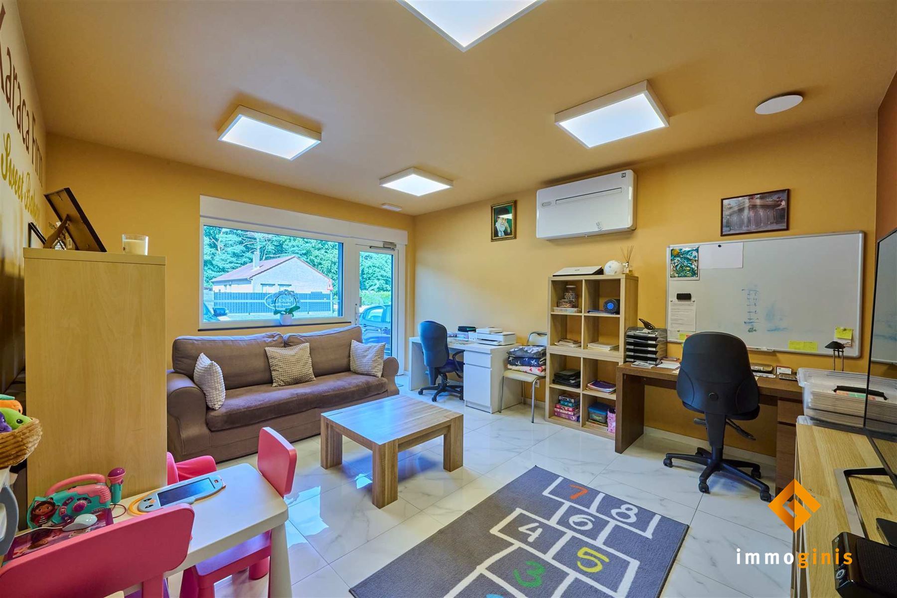 Zéér ruime (289 m²), energiezuinige woning met 5 (mogelijk 7) slpks! foto 7