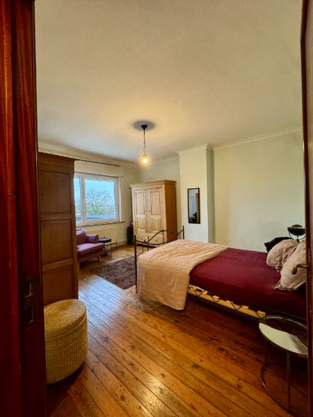 Karaktervolle woning met 3/4 slaapkamers foto 12