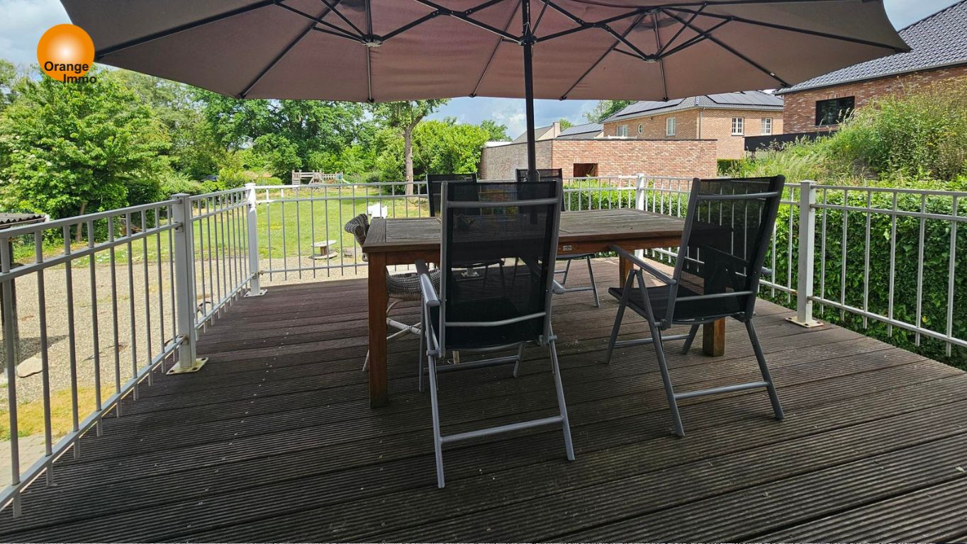 Charmante gezinswoning met grote tuin in Eisden, Maasmechelen foto 10