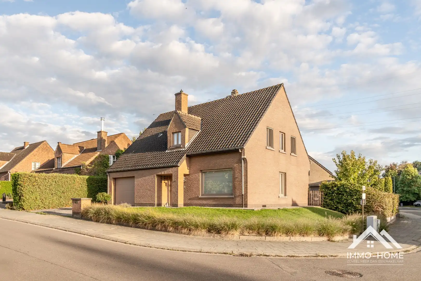 Ruime gerenoveerde OB op topligging Temse foto {{pictureIndex}}