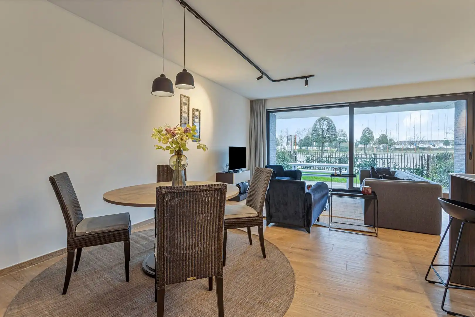 Gelijkvloersappartement met tuin van topkwaliteit foto 9