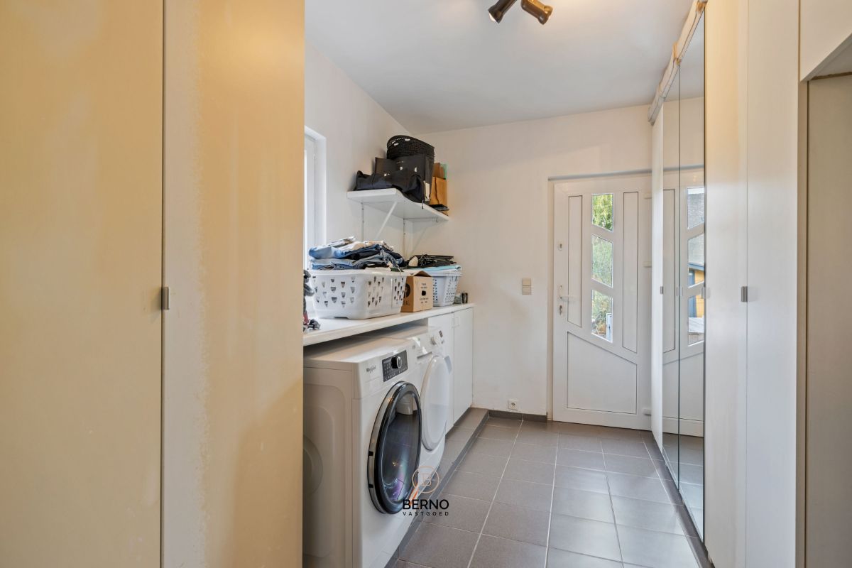 Charmante rijwoning met stadstuin nabij centrum. foto 16