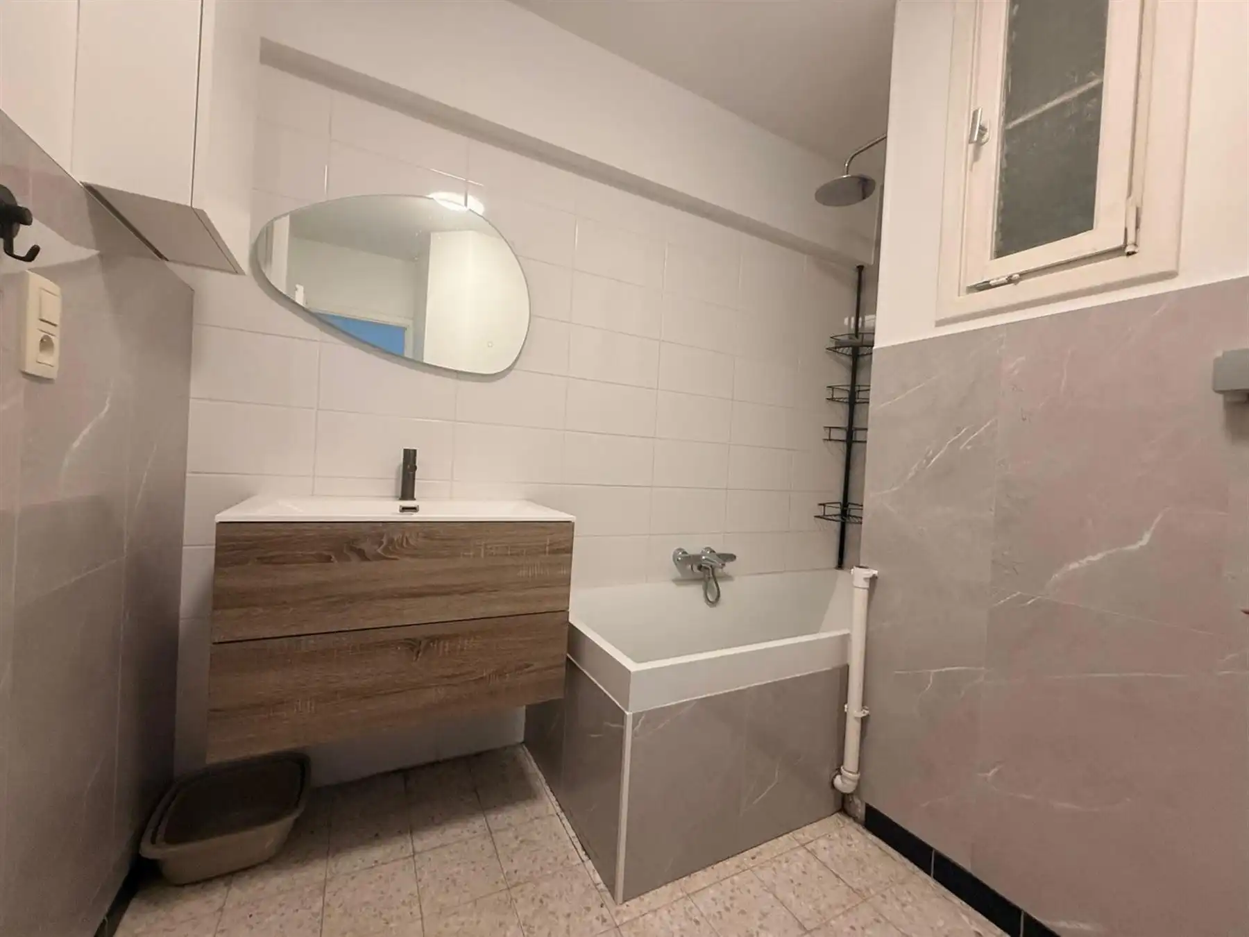 INSTAPKLAAR APPARTEMENT INCLUSIEF GARAGE  foto 8