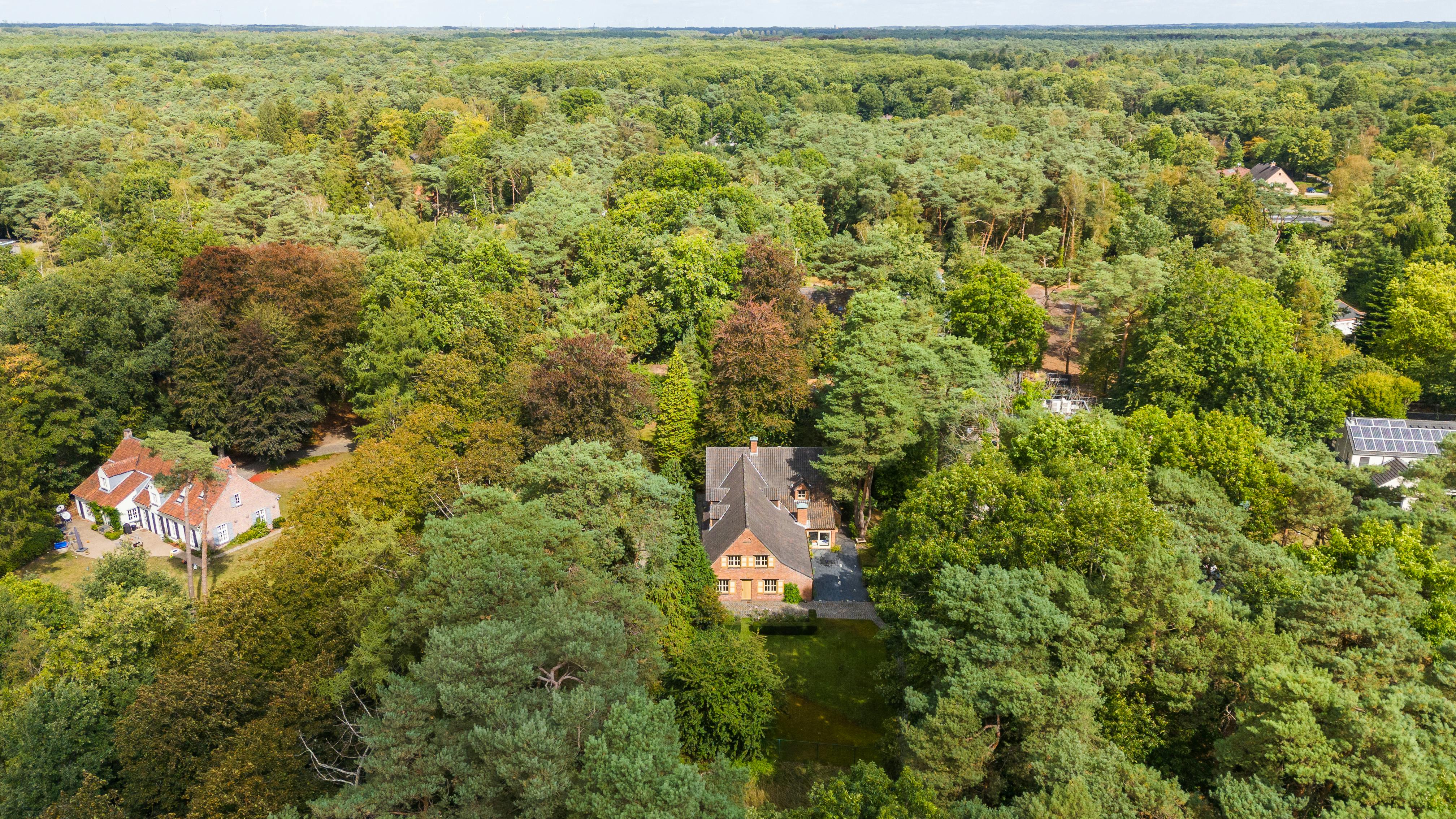 Karaktervolle villa met bijgebouw te koop in Schilde foto 28