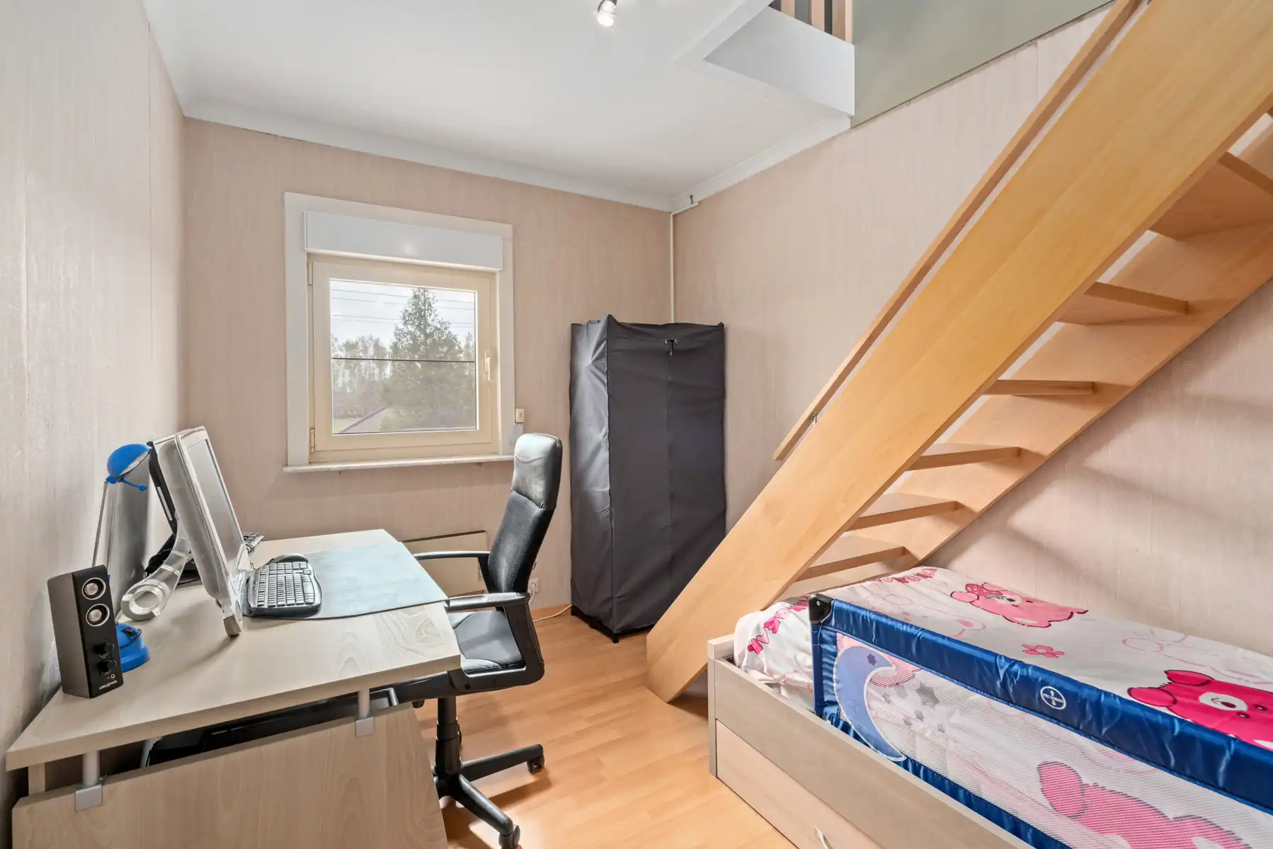 Instapklare gezinswoning met 3 slaapkamers, 2 badkamers foto 29