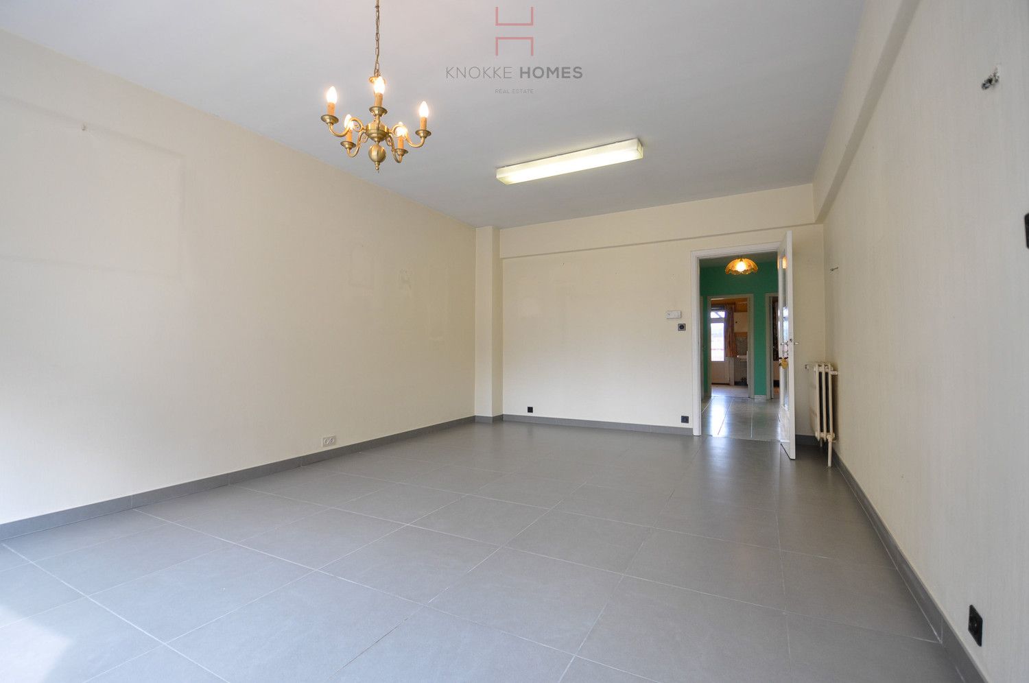 Gunstig twee-slaapkamer appartement vlakbij het strand van Duinbergen. foto 4