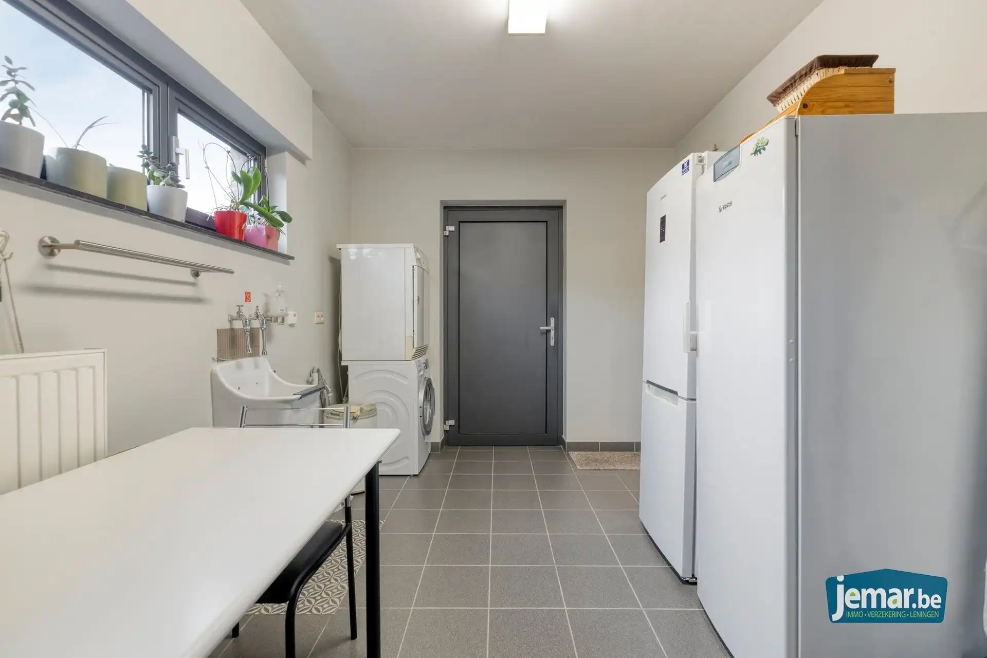 Verzorgd tot in de details, royaal in ruimte en heerlijk groen gelegen. foto 39