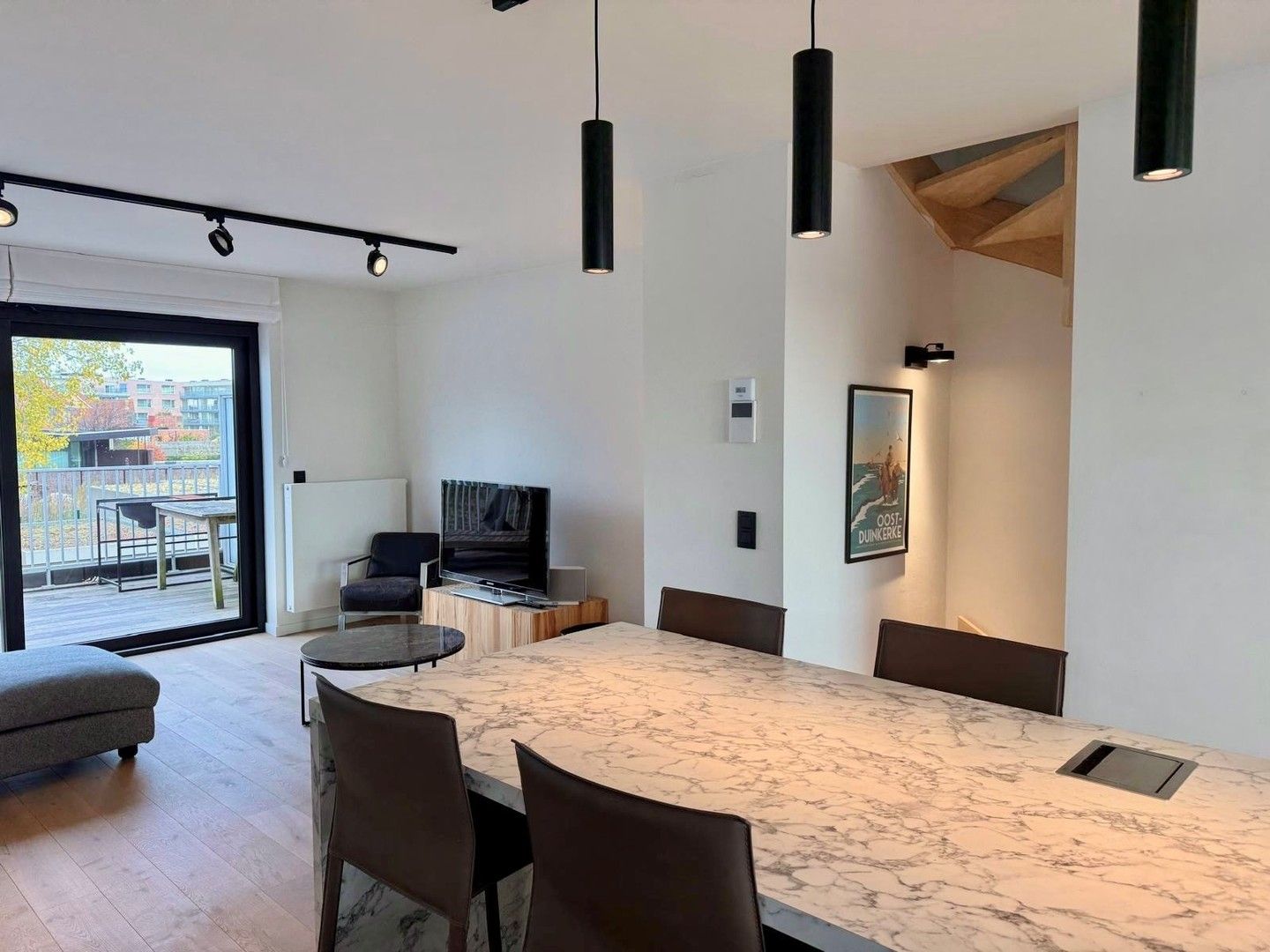 Oostduinkerke Dorp - Zeer ruime stapelwoning te koop foto 4