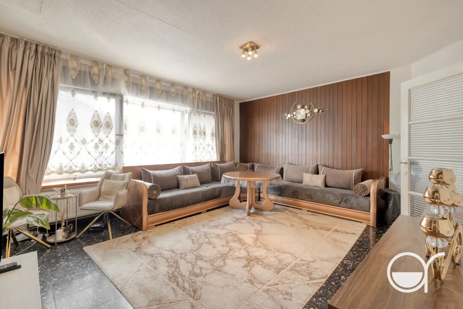 Statige op te frissen dokterswoning met praktijk, APPARTEMENT en riante tuin in het hart van Wetteren foto 26