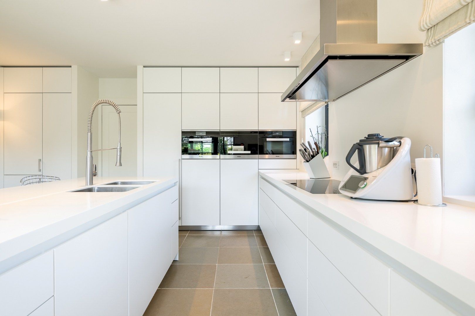 Elegante instapklare villa met zuidgerichte tuin foto 19