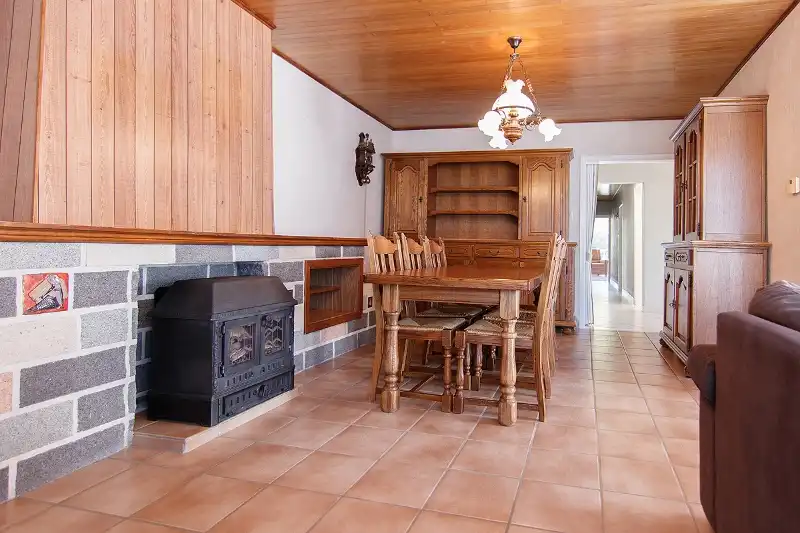 Ruime en rustig gelegen, te renoveren gelijkvloerse woning met bijna volledige onderkeldering op een knap perceel foto 21