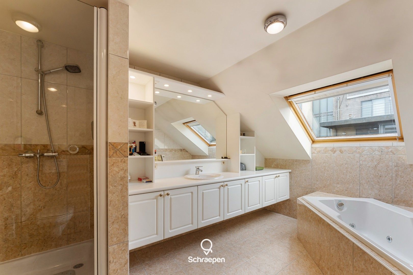 Energiezuinig luxe-appartement (228 m²) met 4 slpks in het hartje van Zonhoven! foto 19