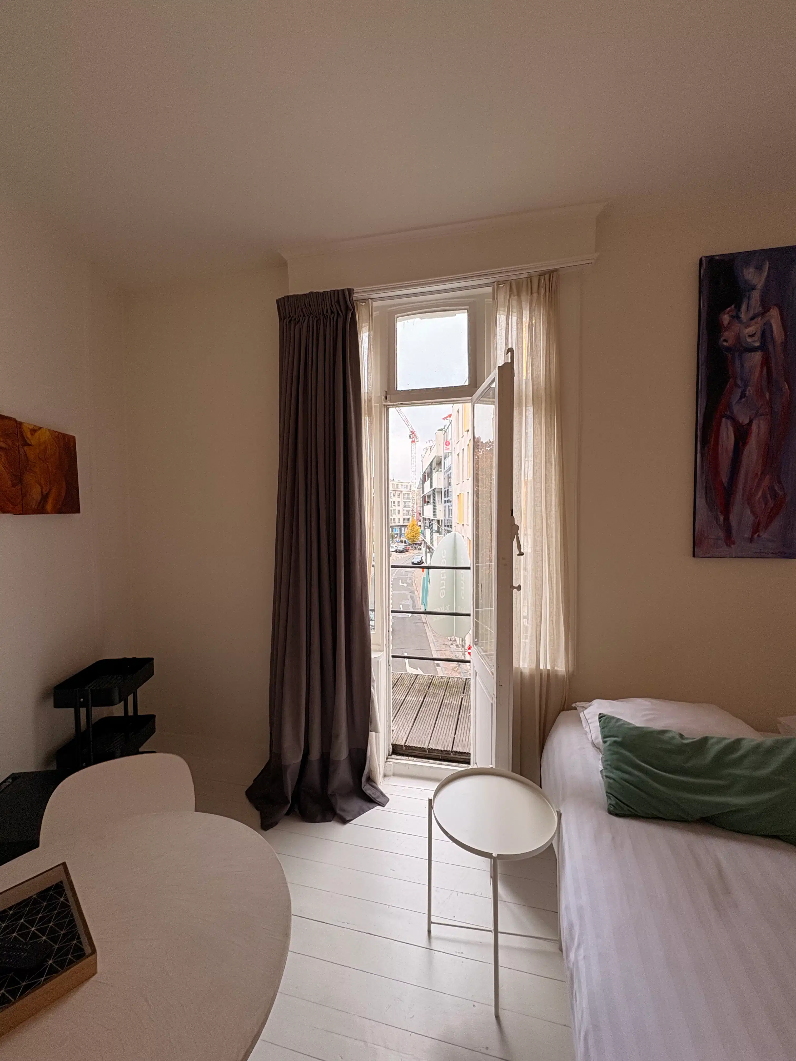 Handelspand met drie studio’s te koop op topligging in Gent foto 18