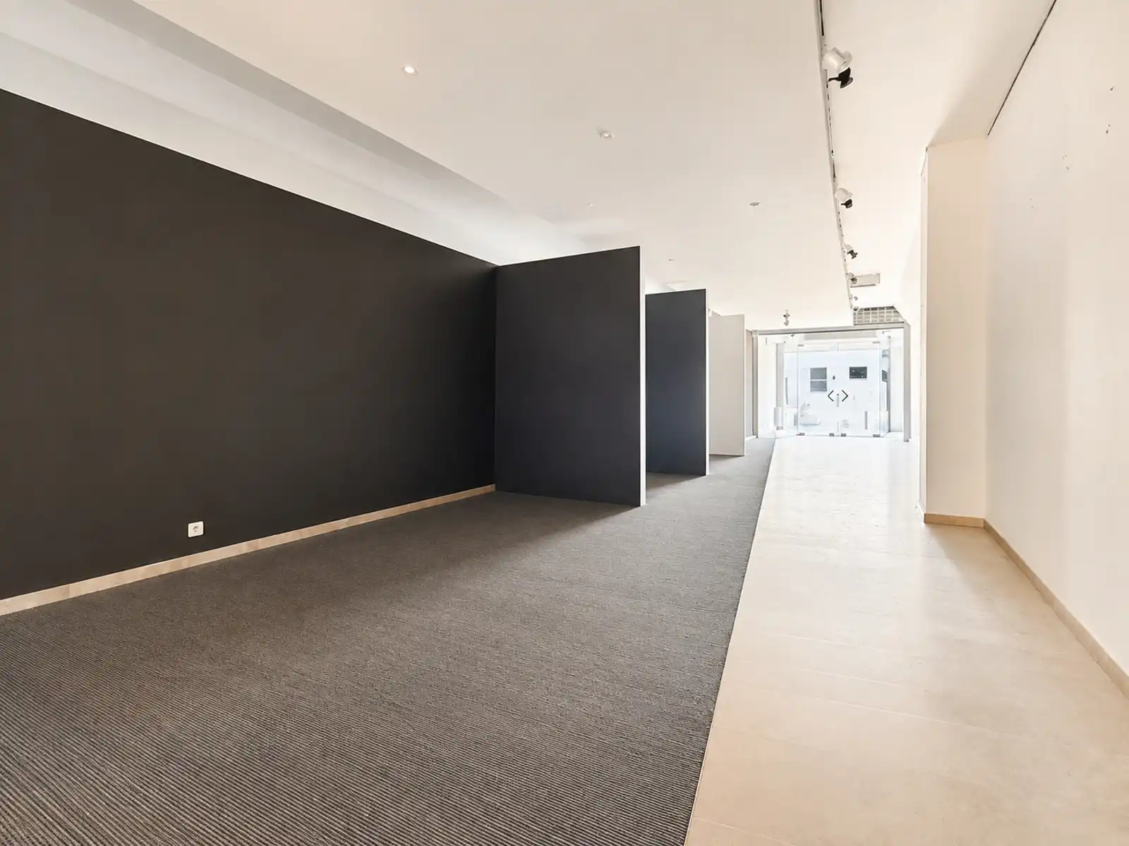 Handelspand van 129 m² op toplocatie op Zeedijk Het Zoute foto 6