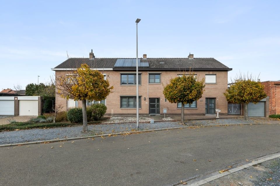 ENERGIEZUINIGE GEZINSWONING MET GARAGE VLAKBIJ HET CENTRUM VAN SINT-TRUIDEN foto 31