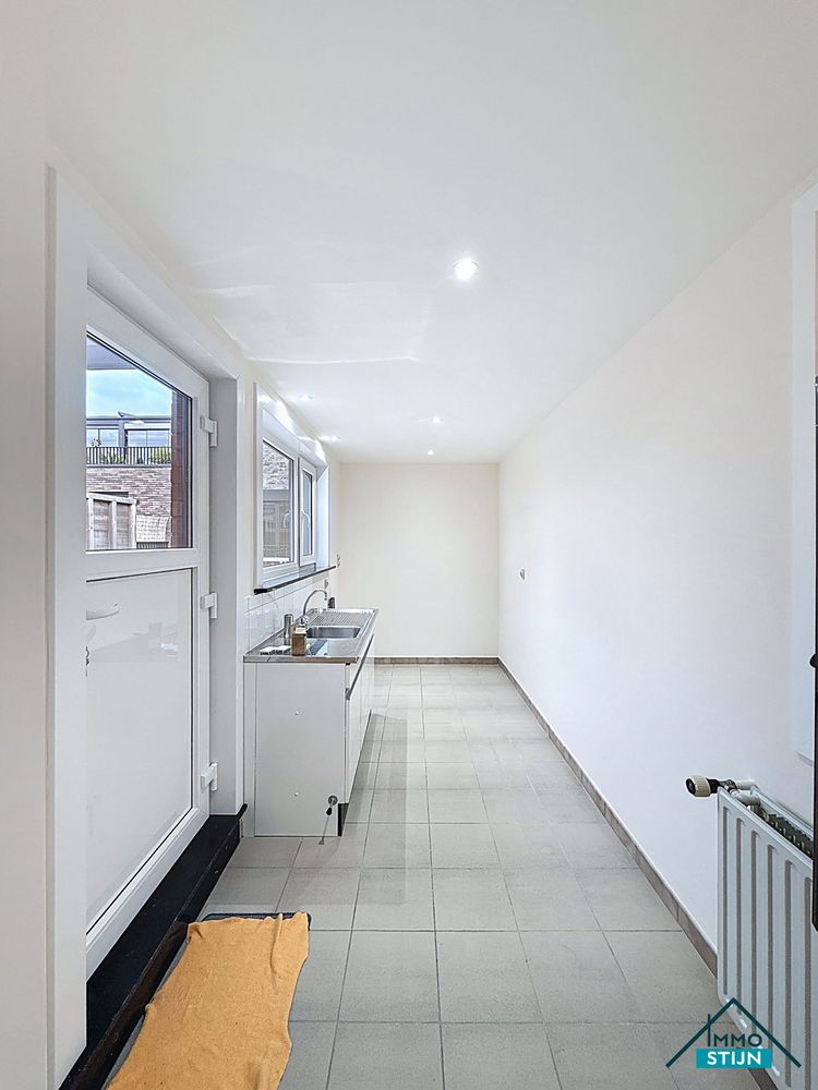 Ruim appartement met garage foto 5